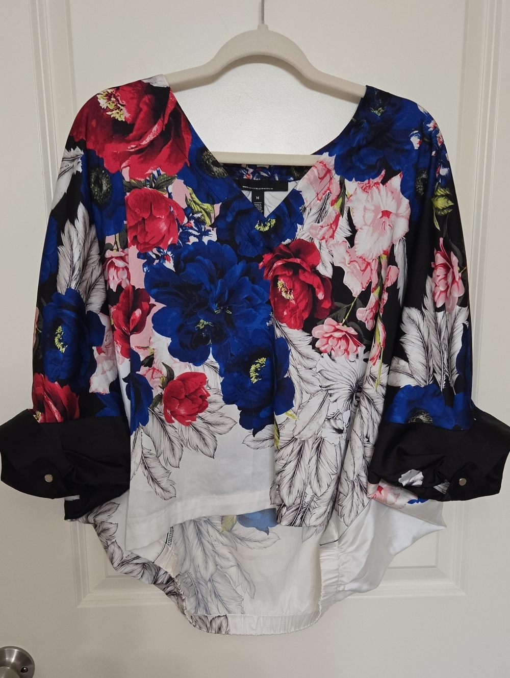 White House Black Market Blue & Red Floral V-Neck Tunic